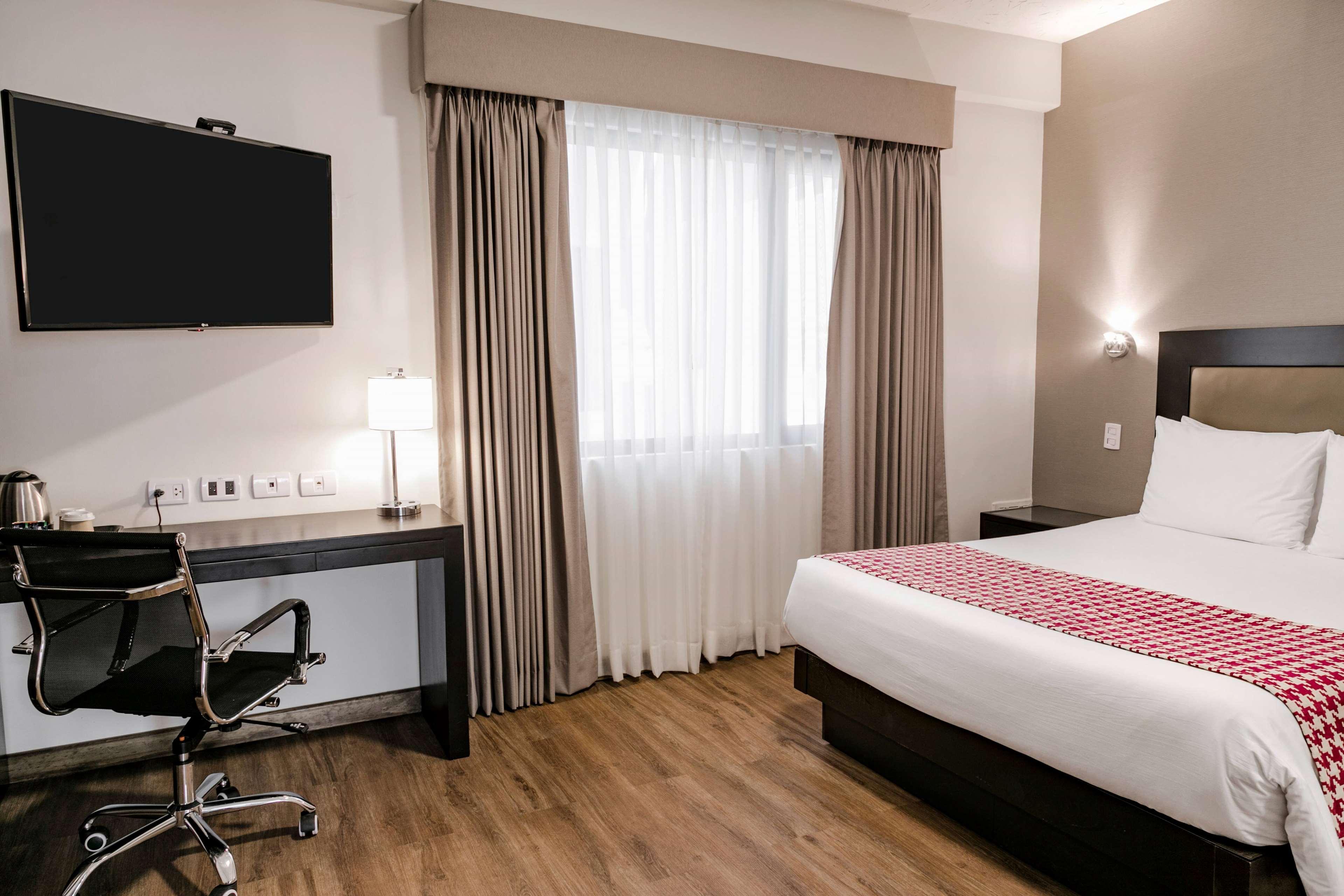 Hotel Costa del Sol Wyndham Piura Esterno foto