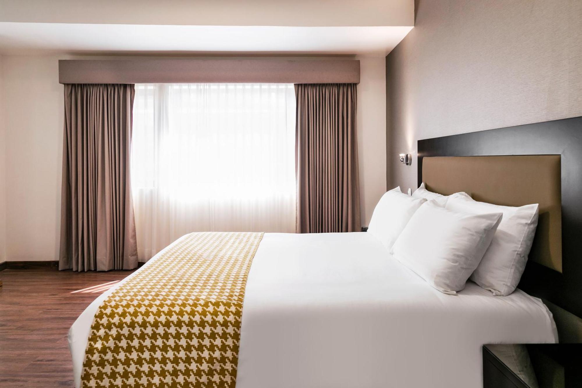 Hotel Costa del Sol Wyndham Piura Esterno foto